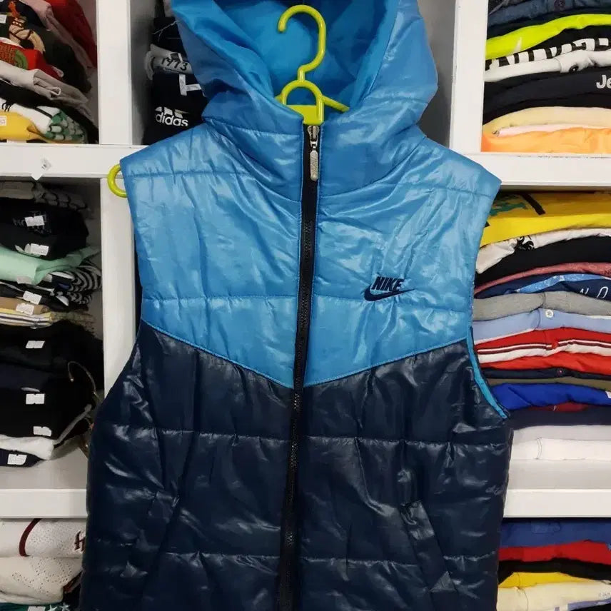 [SOLD OUT] 나이키 후드 S 패딩 조끼 블루/네이비