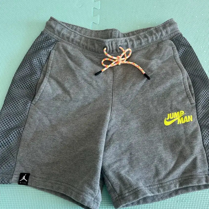 [SOLD OUT] 나이키 조던 점프맨 스웨트 반바지 회색