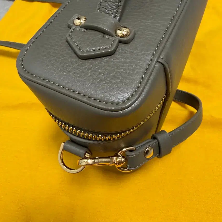 [BUNJANG] FIBRENO Vanity Bag (Small) - Khaki Gray / FIBRENO 피브레노 인기백_카키그레이 베니티백