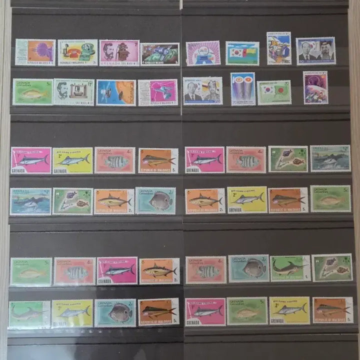[BUNJANG] Various Countries Stamp Collection / 각국 우표 컬렉션 (한국, 그레나다, 몰디브 등 미사용)