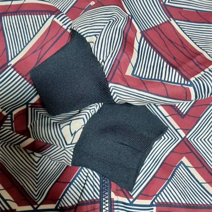 [BUNJANG] Supreme Ethnic Pattern Windbreaker Jacket S / [상태최상] 슈프림 한정판 에스닉패턴 크레이 패턴 집업 바람막이 자켓 S