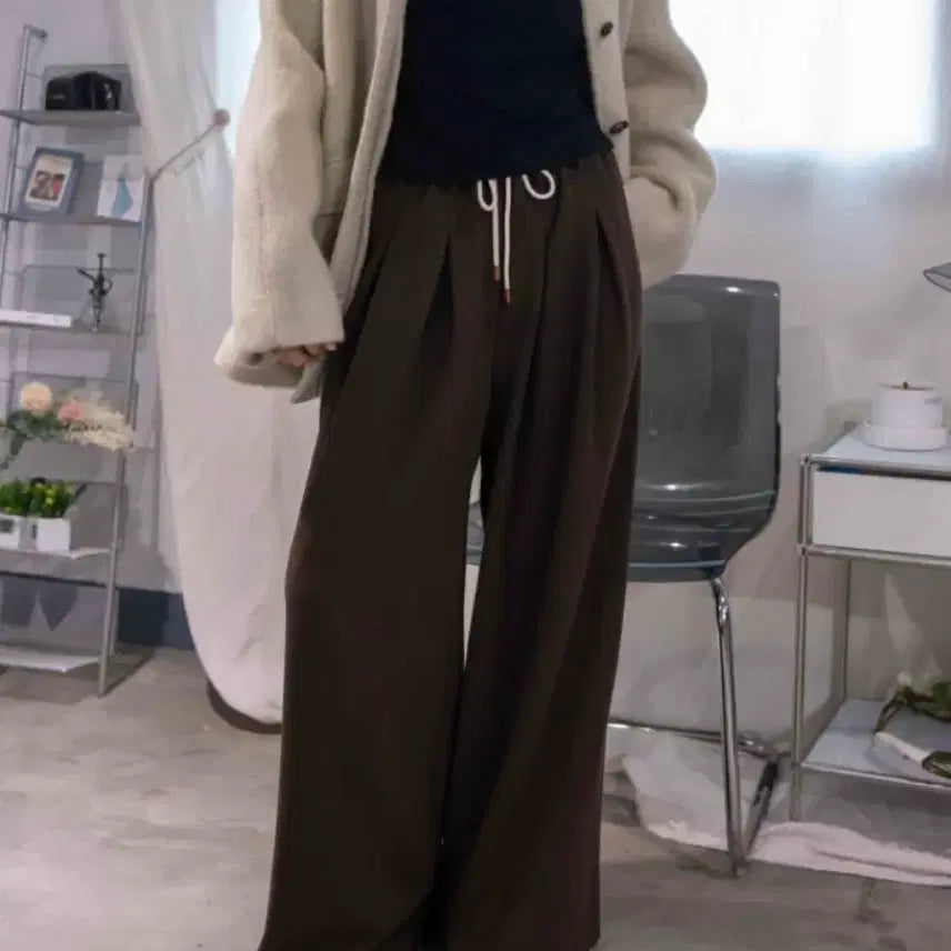 [BUNJANG] At the End Comma Wide Slacks Deep Brown / 앳더앤드 콤마 와이드 슬랙스 딥브라운 아웃핏