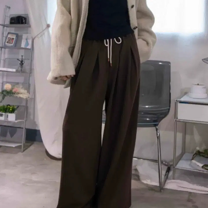 [BUNJANG] At the End Comma Wide Slacks Deep Brown / 앳더앤드 콤마 와이드 슬랙스 딥브라운 아웃핏