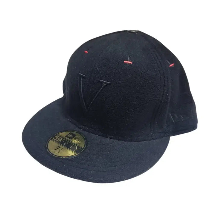 [BUNJANG] New Era V Logo Fleece Snapback Cap / 새상품 뉴에라 V로고 기모 스냅백