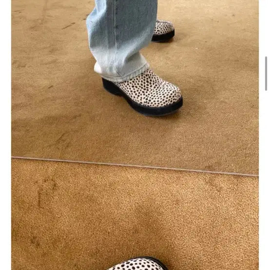 [BUNJANG] Suede Leopard Mules (Size 250) / 스웨이드 레오파드 뮬 250 새상품