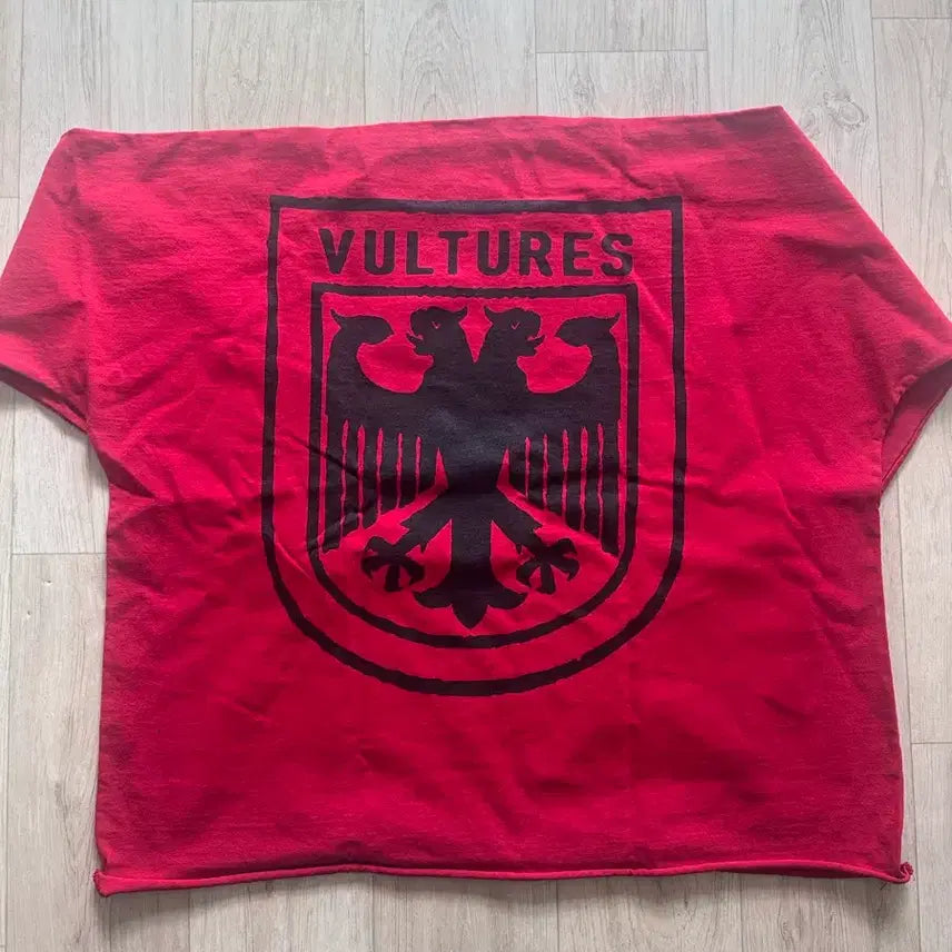 [BUNJANG] Kanye West Longsleeve Shirt / Red longsleeve kanye vultyres