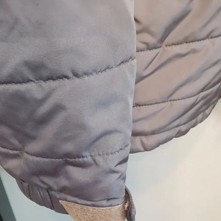[BUNJANG] Columbia Quilted Jacket Gray 105 / 컬럼비아 퀼팅 자켓 그레이105