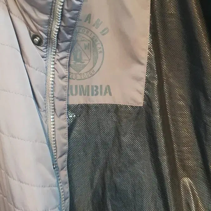[BUNJANG] Columbia Quilted Jacket Gray 105 / 컬럼비아 퀼팅 자켓 그레이105