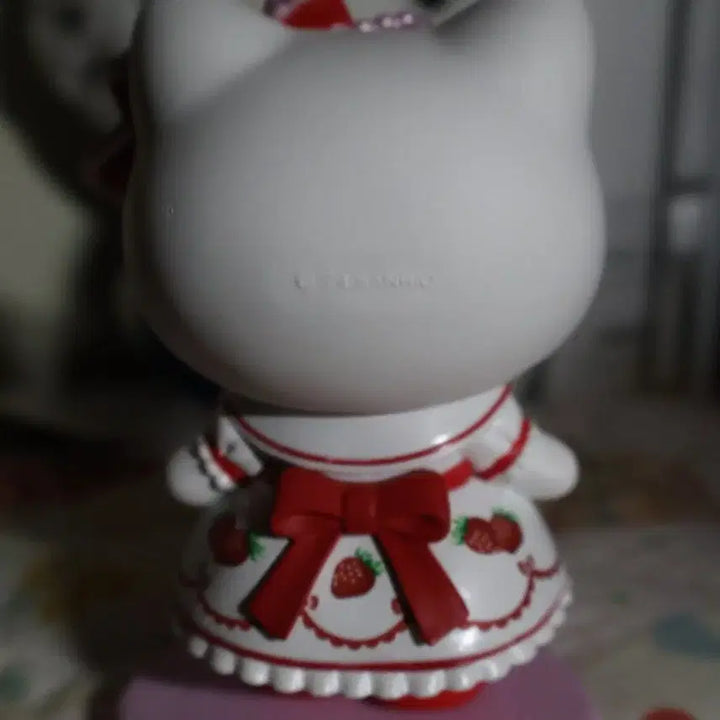 [BUNJANG] Hello Kitty Strawberry Series Figure / 키티 딸기 피규어 딸기시리즈