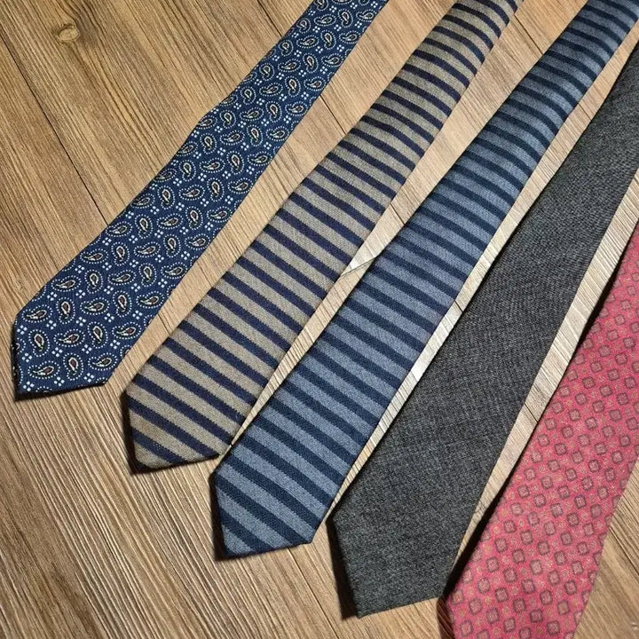 [BUNJANG] T.I For Men Assorted Necktie Set / 티이아포맨 넥타이 모음 5개 (페이즐리/스트라이프 등)