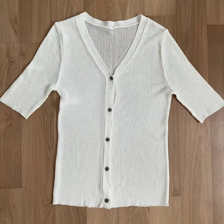 [BUNJANG] White Short Sleeve Cardigan / 화이트 반팔 가디건