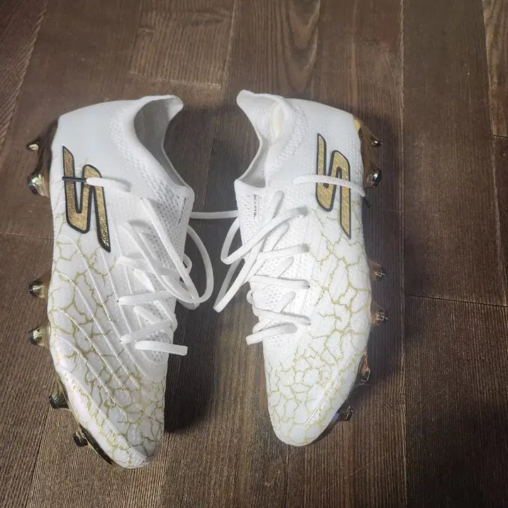 [BUNJANG] SKX1.5 Soccer Cleats (Size 270) / 새상품 스케쳐스 SKX1.5 축구화 270