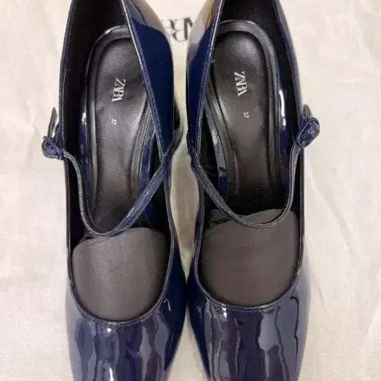 [SOLD OUT] 자라 네이비 메리제인 힐 37