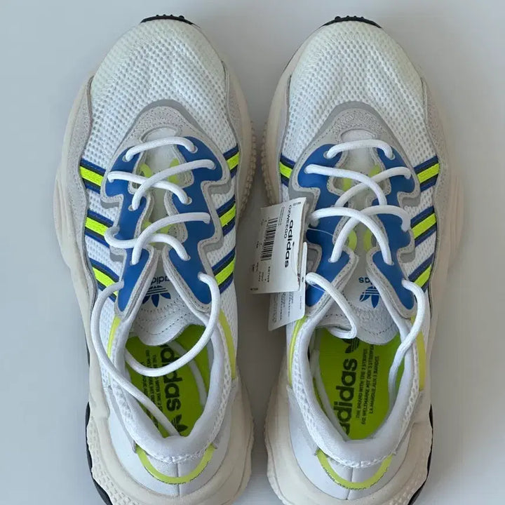 [BUNJANG] Adidas Ozweego Klaus White Solar Yellow 255 / [새상품]아디다스 오즈위고 클라우스 화이트 솔라 옐로우 255