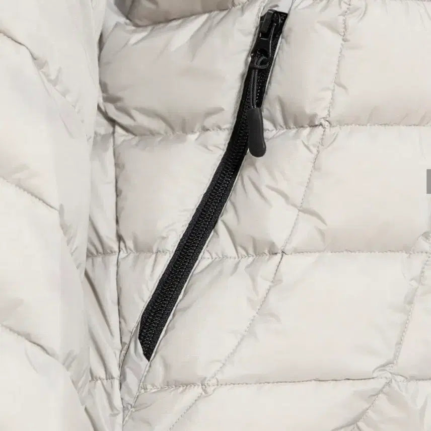 [BUNJANG] Begin 202 Curve Light Down Jacket [Light Gray] / 새상품 비긴202 커브라이트 다운 점퍼 [라이트 그레이]