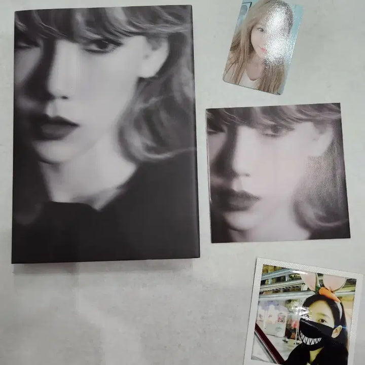 [BUNJANG] Taeyeon Album Photocard POB Polaroid Bundle Set / 태연 앨범 포카 비공 폴라로이드 포함 새상품