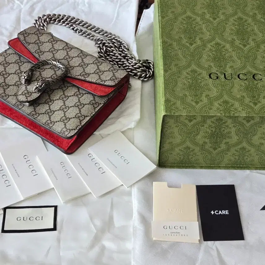 [BUNJANG] Gucci Dionysus Mini Shoulder Bag / 구찌 디오니소스 미니 숄더백 크로스백 (거의새거) 번개케어정품판정제품