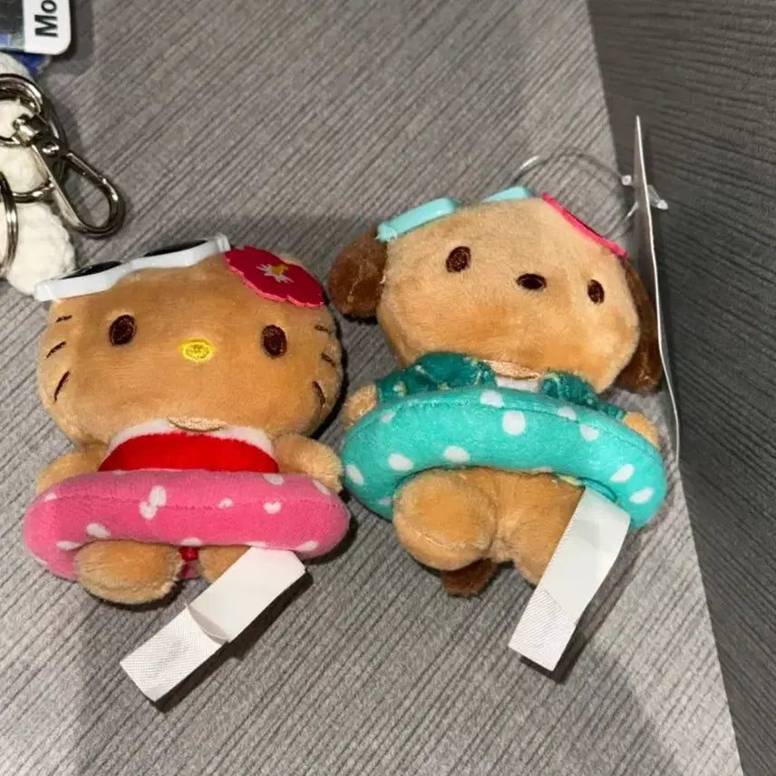 [SOLD OUT] 올리브영 산리오 태닝 키티 포차코 인형 키링 일괄