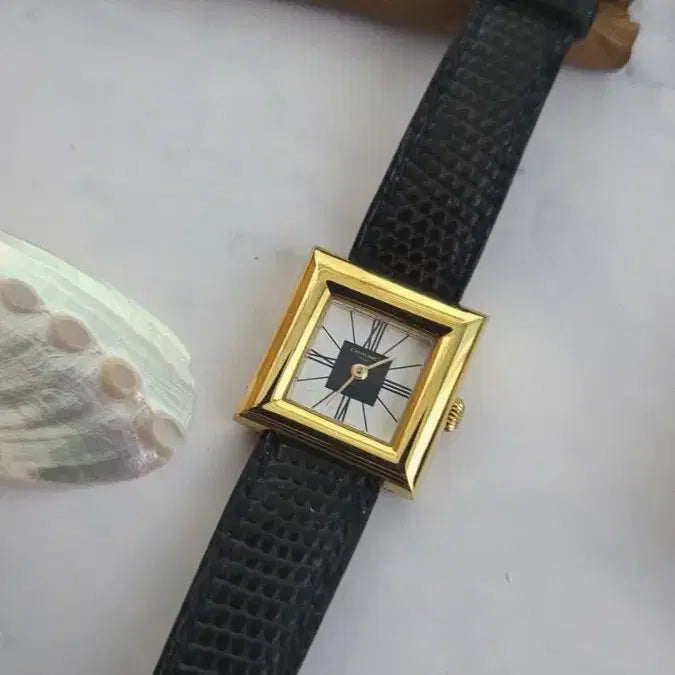 [BUNJANG] Chaumet Arpège Square Quartz Watch (Leather Strap & Buckle Set) / [특가상품]정품 쇼메 아르데코 스퀘어 쿼츠 시계 [정품 가죽줄,버클 3개