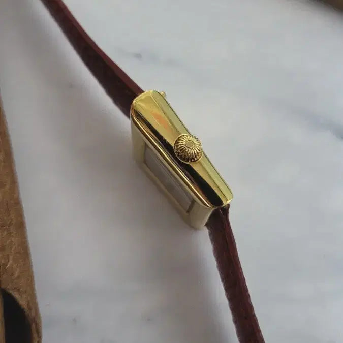 [BUNJANG] Chaumet Arpège Square Quartz Watch (Leather Strap & Buckle Set) / [특가상품]정품 쇼메 아르데코 스퀘어 쿼츠 시계 [정품 가죽줄,버클 3개