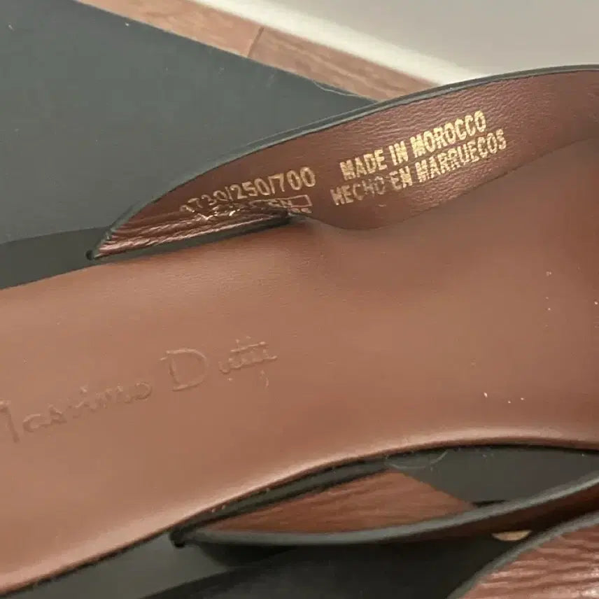 [BUNJANG] Massimo Dutti Leather Flip-Flops / 마시모두띠 쪼리