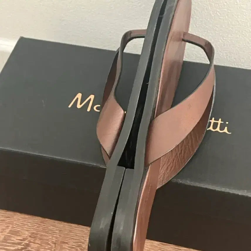 [BUNJANG] Massimo Dutti Leather Flip-Flops / 마시모두띠 쪼리