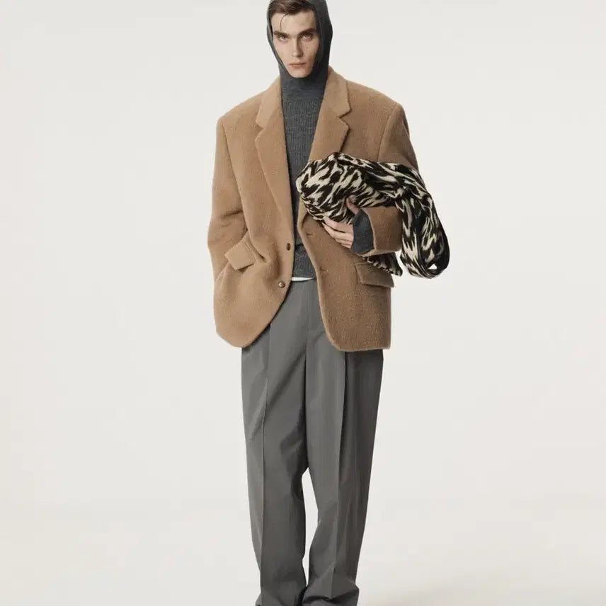 [BUNJANG] RECTO 25FW Oversized Llama Wool Padded Jacket M / 렉토 25FW 오버사이즈드 라마울 자켓 M