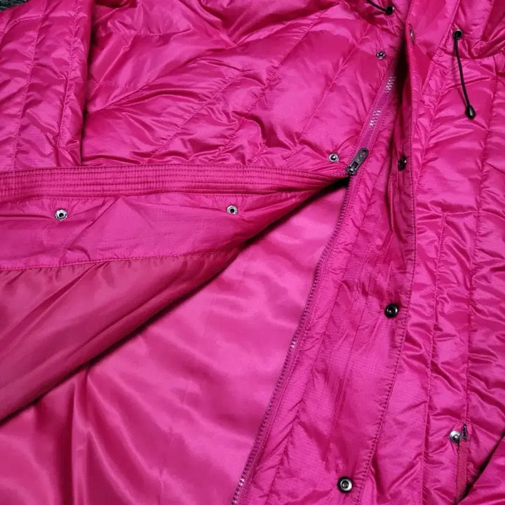 [BUNJANG] Travel Padded Jacket Magenta L Size / Travel 트래블 패딩 마젠타 L사이즈