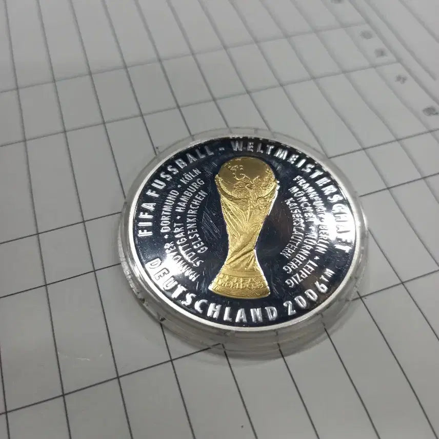 [BUNJANG] Germany World Cup Trophy Medal / 독일월드컵 주화