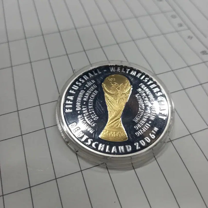 [BUNJANG] Germany World Cup Trophy Medal / 독일월드컵 주화