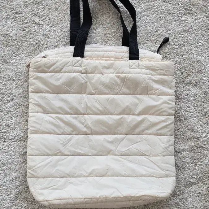 [BUNJANG] Uniqlo Ivory Padded Bag / 유니클로 아이보리 패딩가방
