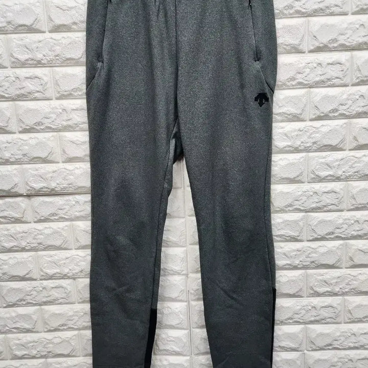 [BUNJANG] Descente Fleece Training Set (Size 100) / 세트 데상트 기모 트레이닝 100사이즈 k296