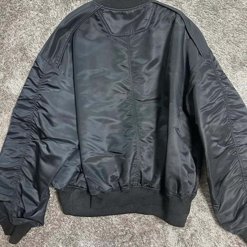 [BUNJANG] JunJ Reversible MA-1 Jacket Black Red Size 46 / 준지 리버시블 마원 ma-1 블랙 레드 46 사이즈