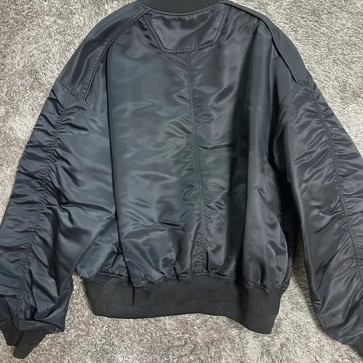 [BUNJANG] JunJ Reversible MA-1 Jacket Black Red Size 46 / 준지 리버시블 마원 ma-1 블랙 레드 46 사이즈