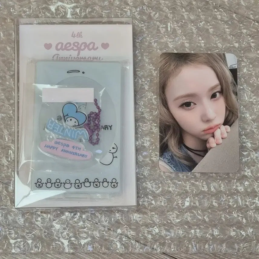 [BUNJANG] Aespa Winter 4th Anniversary Acrylic Stand Photocard / 에스파 4주년 윈터 아크릴 스탠드 본품+인형 소품 doll prop 포카