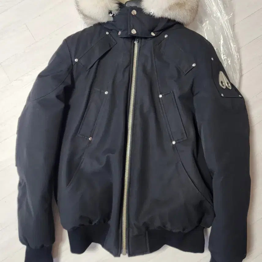 [BUNJANG] Moose Knuckles Ballistic Bomber White Fur Jacket / 무스너클 발리스틱 봄버 **화이트 퍼** 진~~~짜 완전 상태좋아요