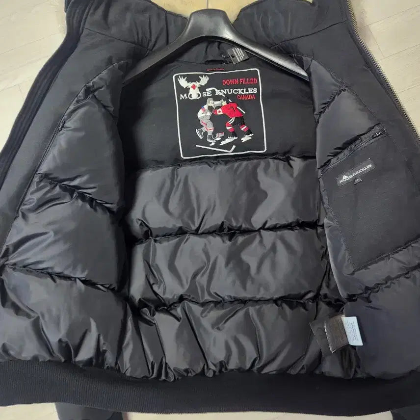 [BUNJANG] Moose Knuckles Ballistic Bomber White Fur Jacket / 무스너클 발리스틱 봄버 **화이트 퍼** 진~~~짜 완전 상태좋아요