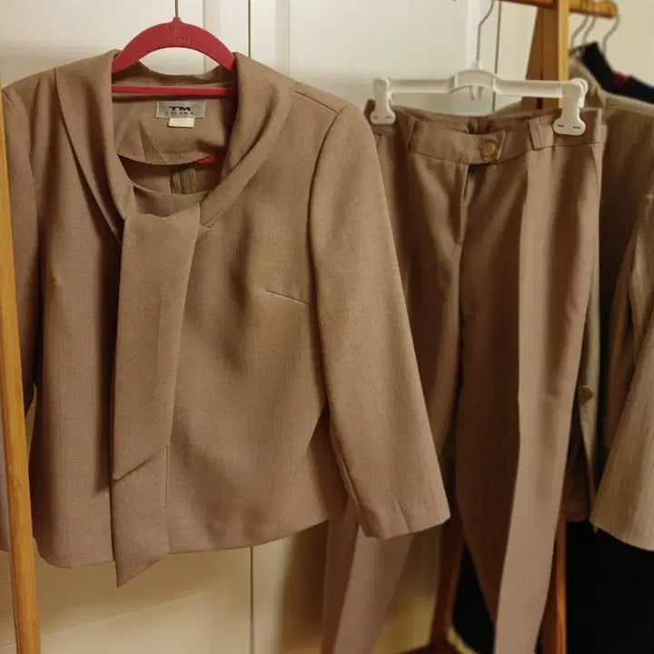 [BUNJANG] (Price Listed) / 각 2만5천원(정리중입니다 얼른 고르세요!!)