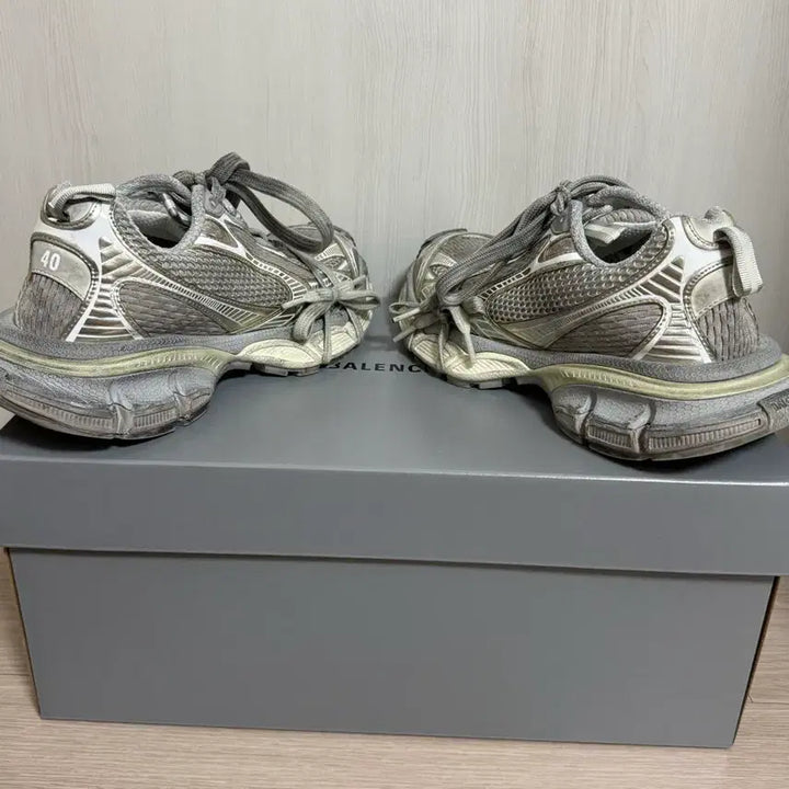 [BUNJANG] Balenciaga 3XL Eggshell / (40) 발렌시아가 3xl 에그쉘 극미중고 공홈판