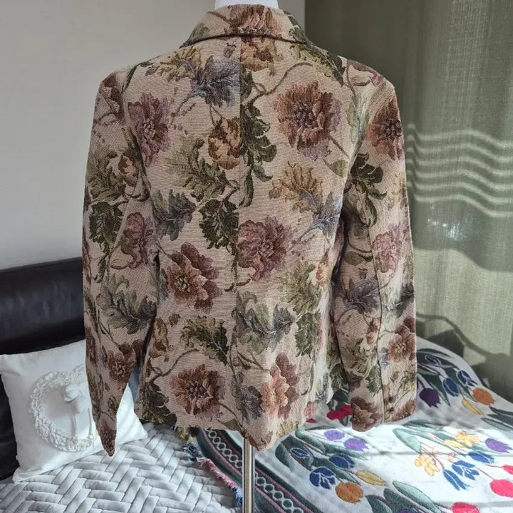 [BUNJANG] Antique Flower Jacquard Jacket / [특가] 새상품 고퀄라인 엔틱플라워 루즈핏 자가드자켓