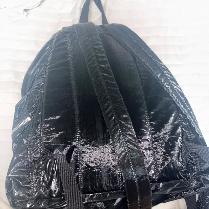 [BUNJANG] DoMaeTaek Black Glitter String Backpack / 위아 도매택 블랙 글리터 광택 스트링 백팩 빈티지 데일리 여행용 캐주얼