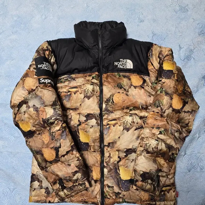 [BUNJANG] Supreme x The North Face Nuptse Jacket / 슈프림 x 노스페이스 눕시 낙엽 - 16FW