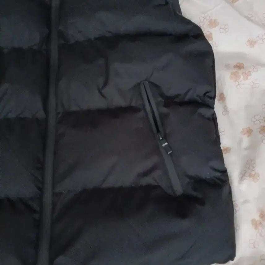[BUNJANG] Black Padded Vest / 블랙 패딩 조끼