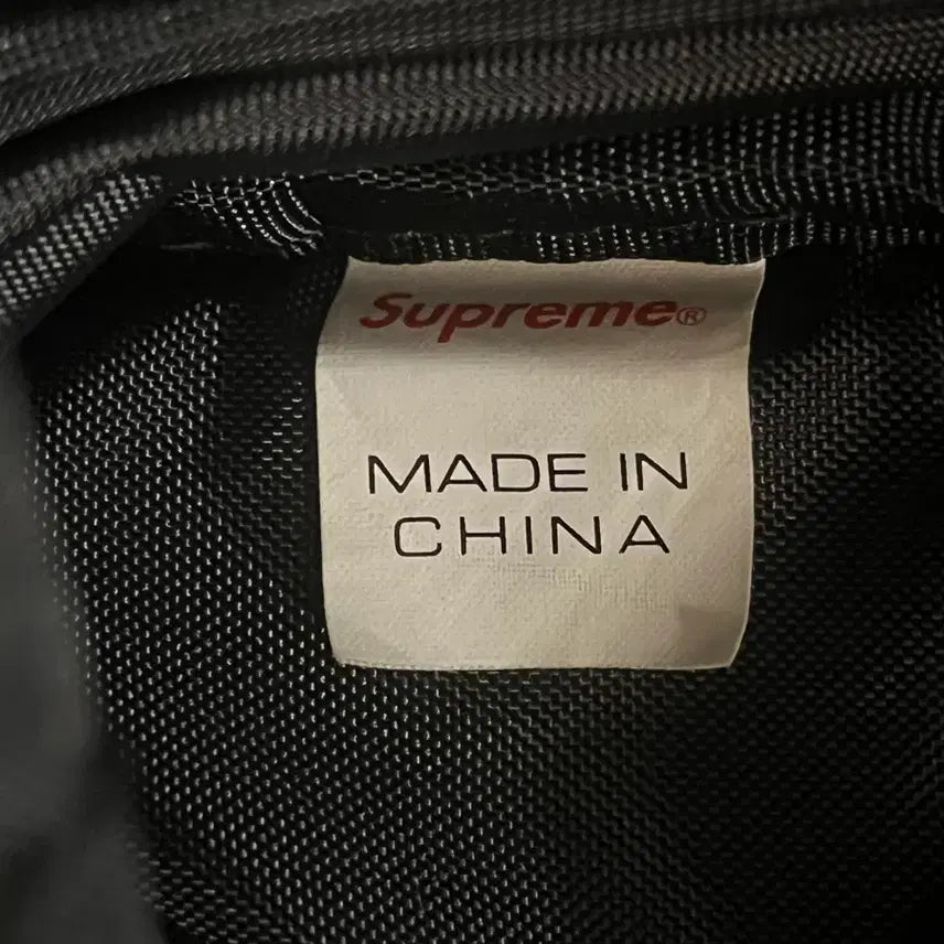 [BUNJANG] Supreme 17FW Backpack Black / [OS] 슈프림 17FW 백팩 블랙