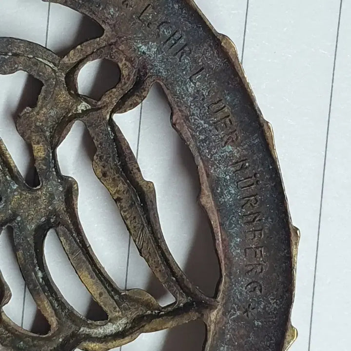 [BUNJANG] German Imperial Sports Badge Bronze Grade / 오리지널 독일 제국 스포츠 훈장