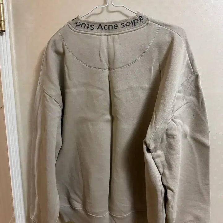 [BUNJANG] Acne Studios Neck Logo Sweatshirt Beige S / 아크네 스튜디오 넥로고 맨투맨