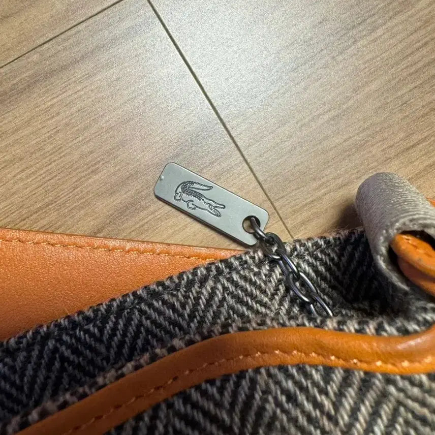 [BUNJANG] Lacoste Tweed Herringbone Shoulder Bag / 라코스테 울 트위드 가방해링번 숄더백