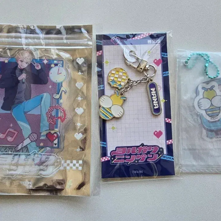 [BUNJANG] Nijisanji Hibachi Mana Acrylic Stand Keyring Set / 니지산지 히바치 마나 아크릴 스탠드 키링 세트