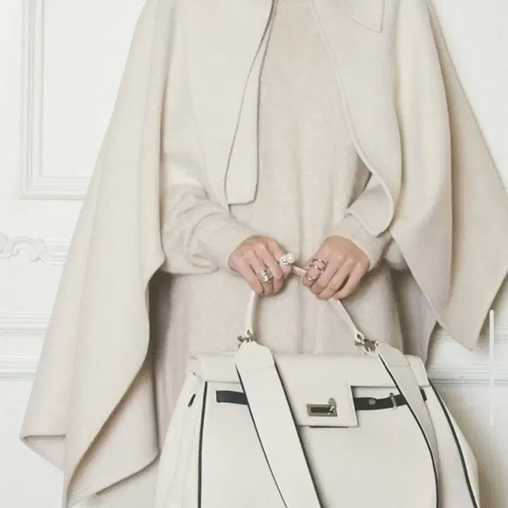 [BUNJANG] JULOOG Handmade Cape / 줄로그 핸드메이드 케이프