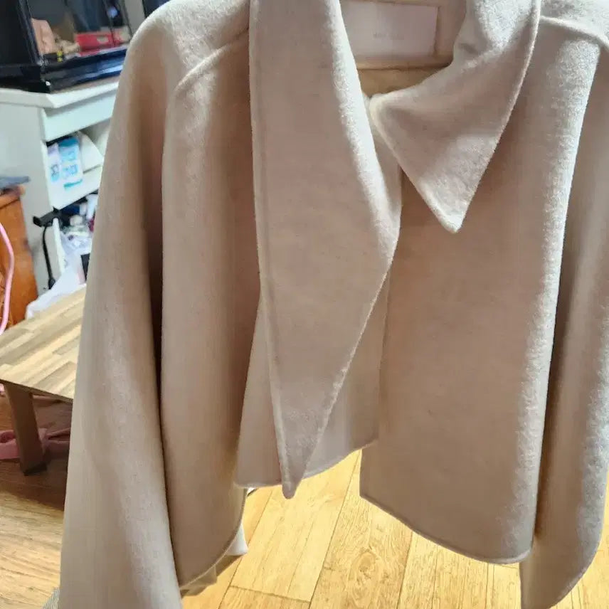 [BUNJANG] JULOOG Handmade Cape / 줄로그 핸드메이드 케이프